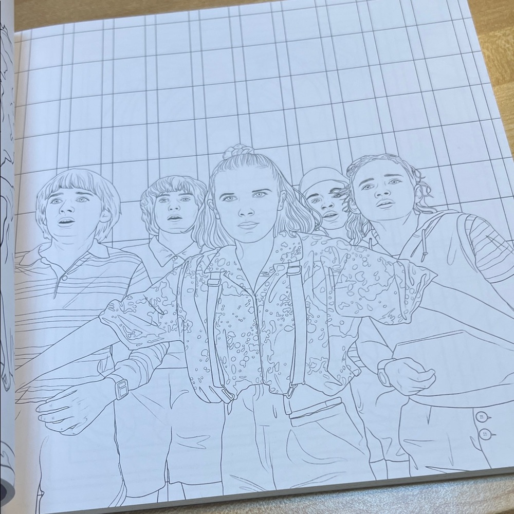 #0931+ Stranger Things Official Coloring Book - Picture 4 of 16